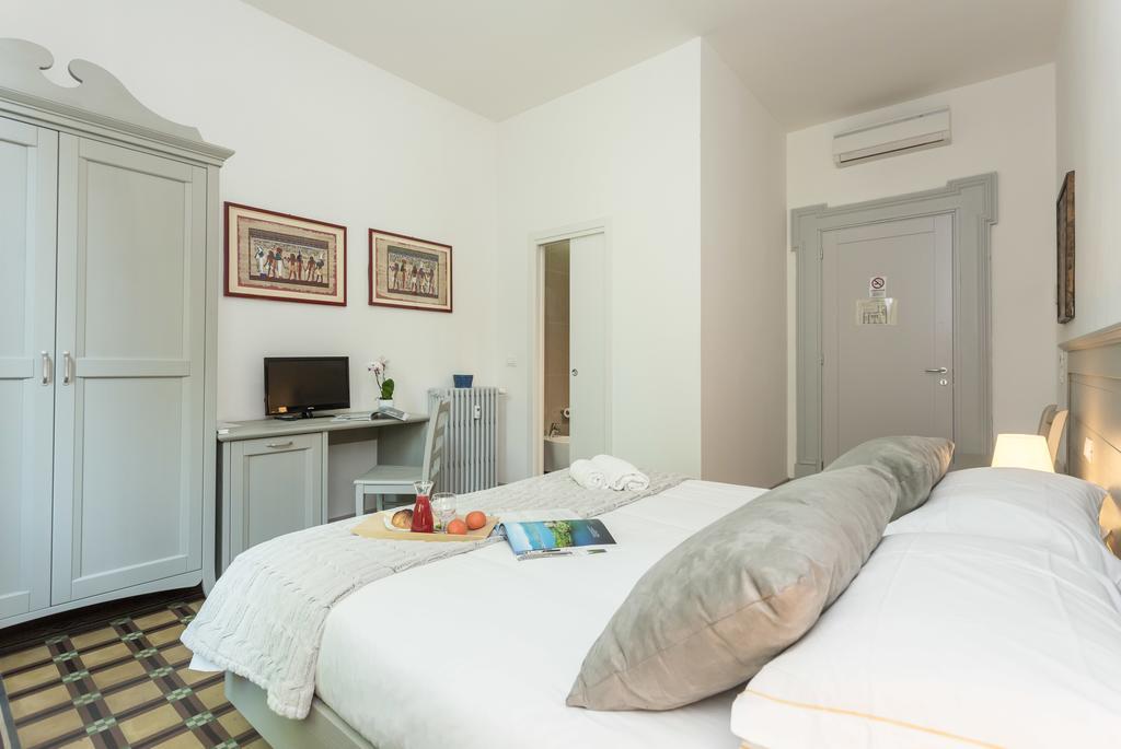Relais Il Leoncino Hotel เบรเชีย ภายนอก รูปภาพ